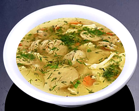 картофельный суп в тарелке