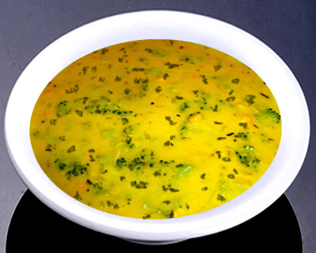 сырный суп в тарелке